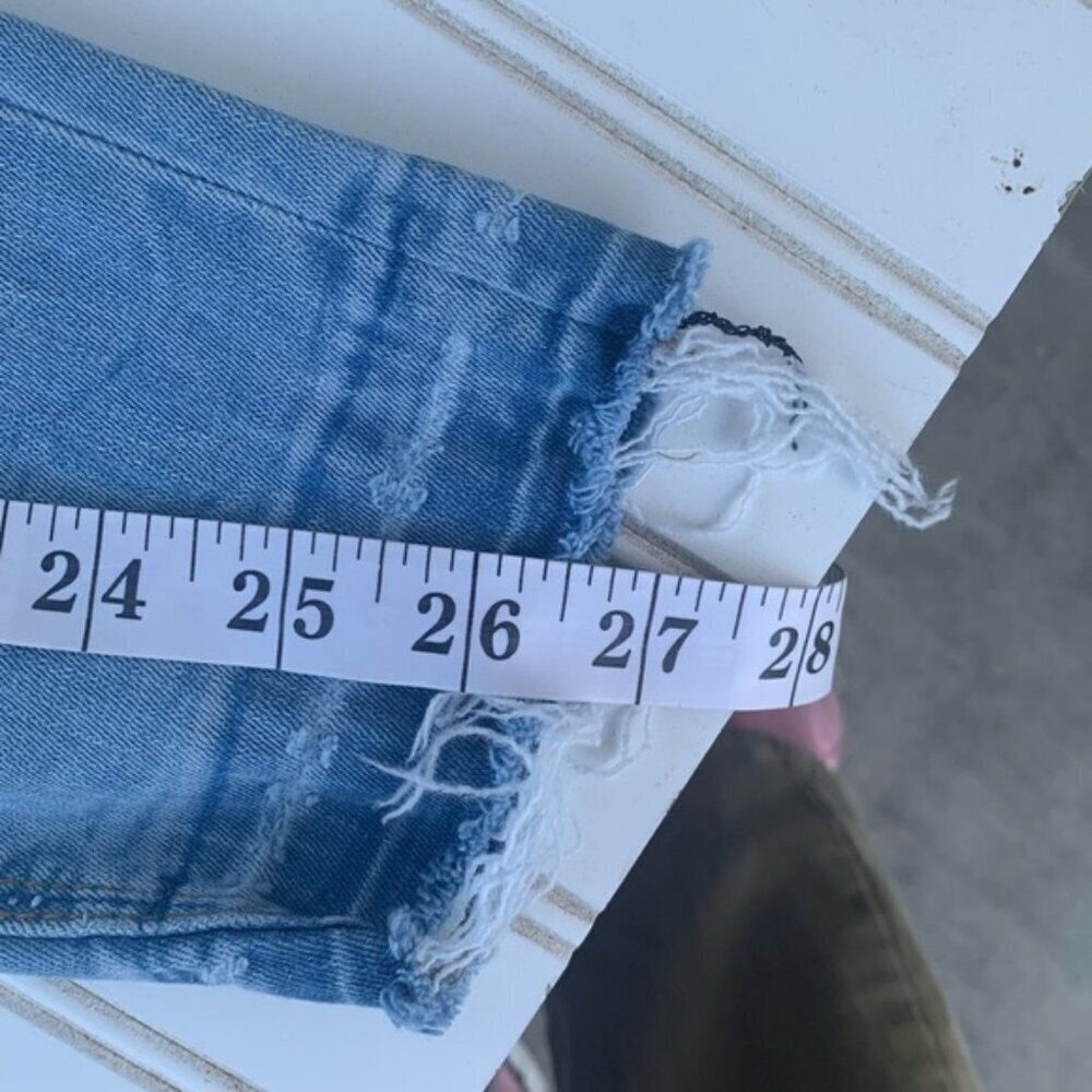 Zara Skinny Jeans 6 Light Wash Distressed Ripped Knee Raw Hem - Picture 9 of 9